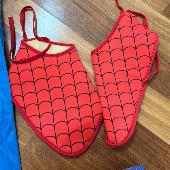 Deluxe Child Spider-man Costume - Picture 4 of 9
